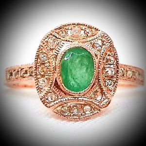 New Genuine .80ctw Emerald & Diamonds Size: 7!